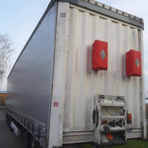 Návěs KRONE SDP 27 mega